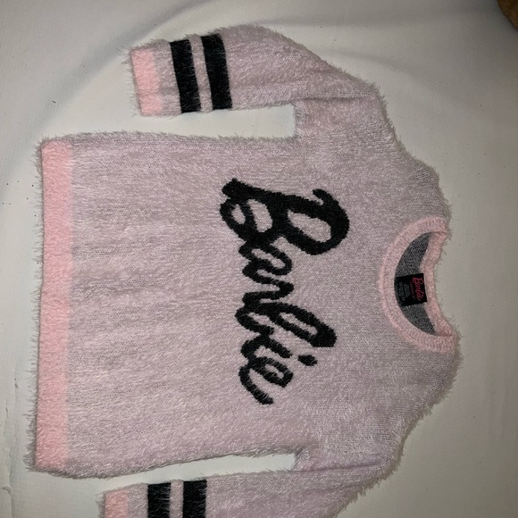 Barbie Graphic Baby Pink Eyelash Fur Crew Neck Sweater Forever 21 - Picture 5 of 11